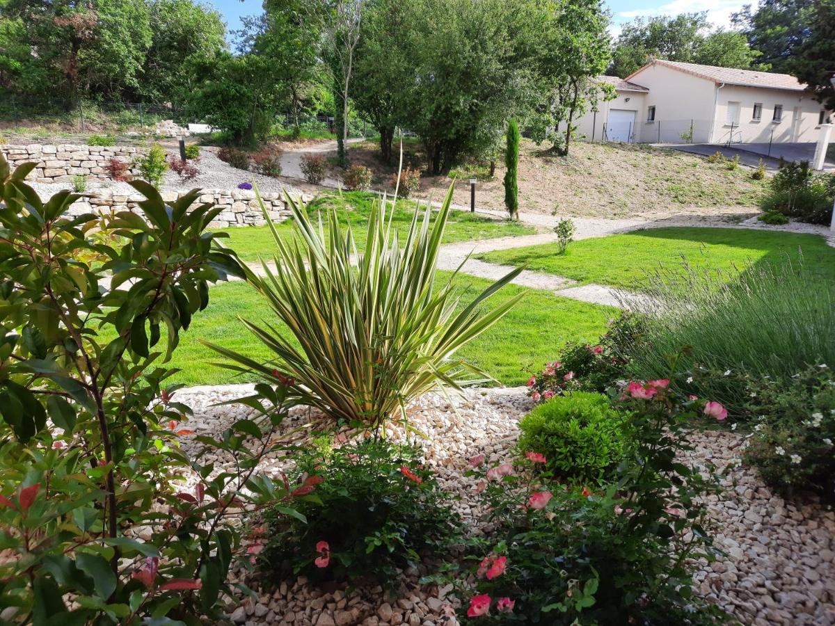 Le Logis De Berianne Aparthotel Les Tourrettes Exterior photo