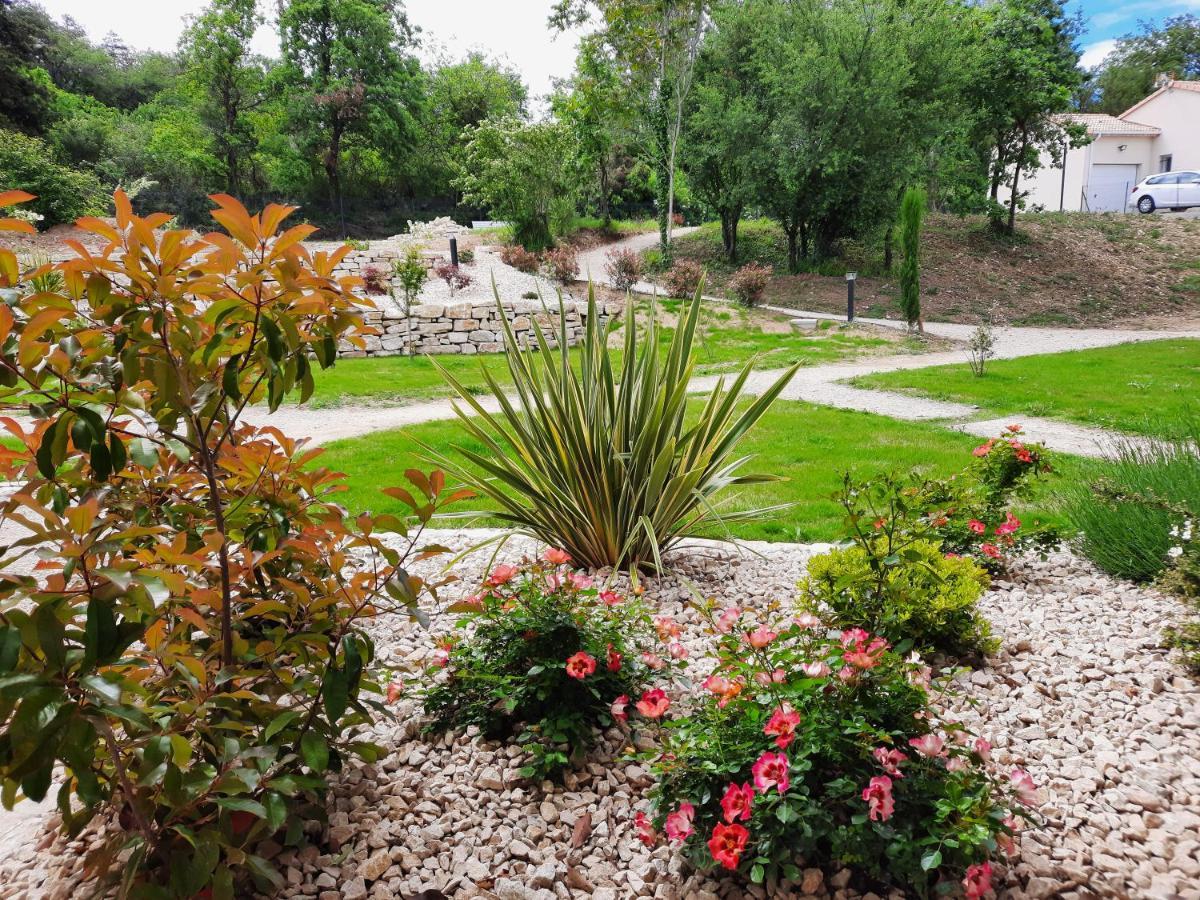 Le Logis De Berianne Aparthotel Les Tourrettes Exterior photo